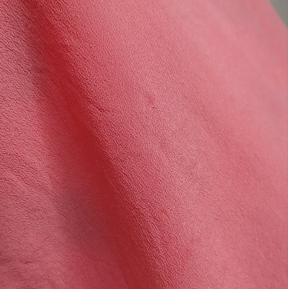 Zoe & Sam 100% Silk Short-Sleeve Blouse - Picture 12 of 14